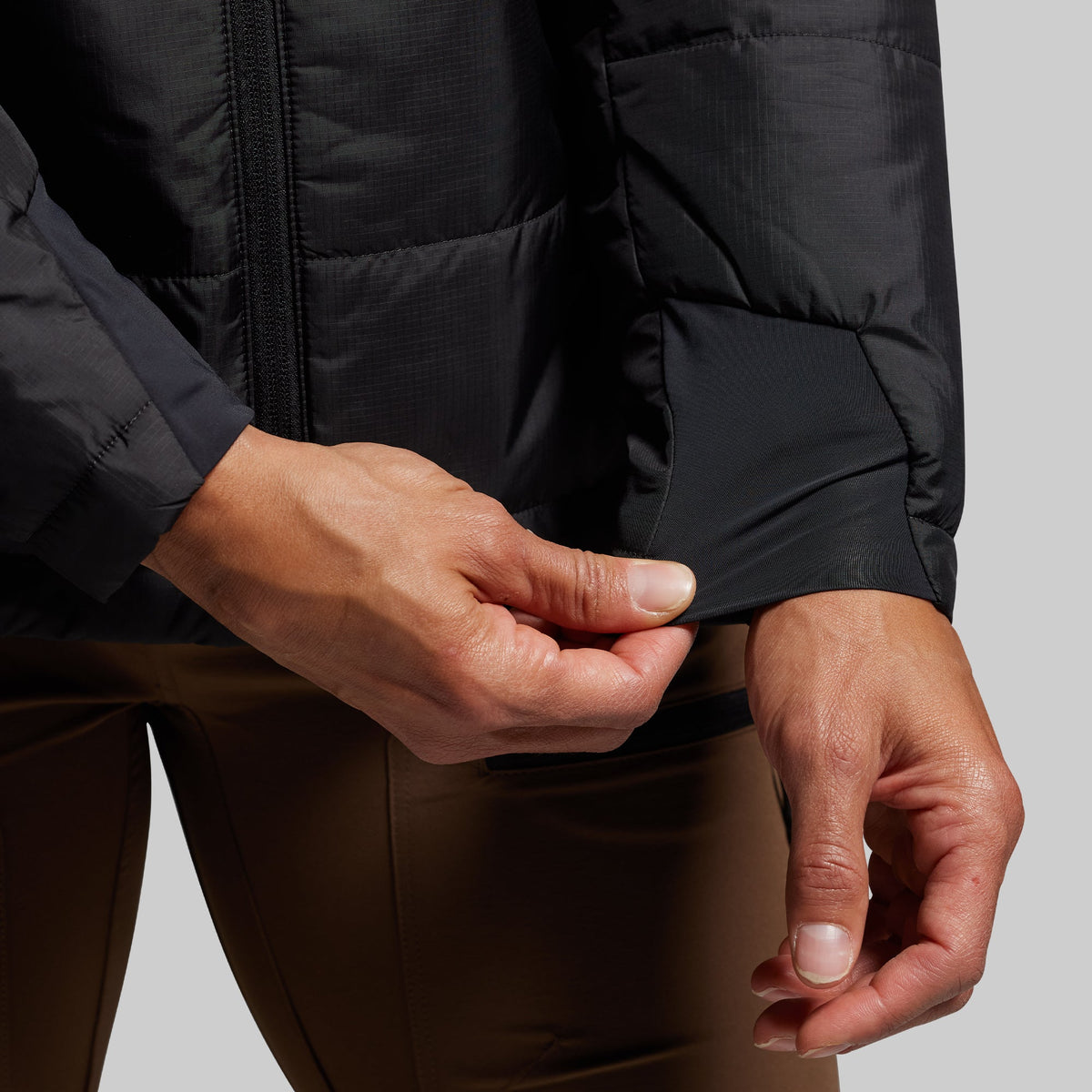 Women's Tundra Jacket Light 2.0 (Black)