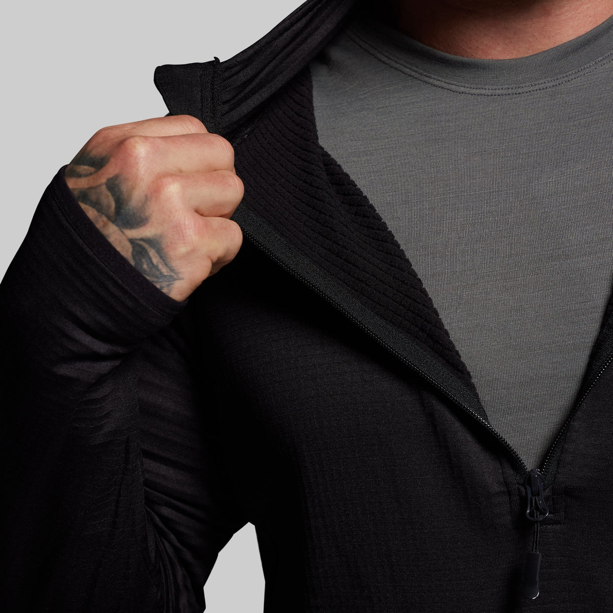 Quiver Half Zip Hoodie 2.0 (Black)