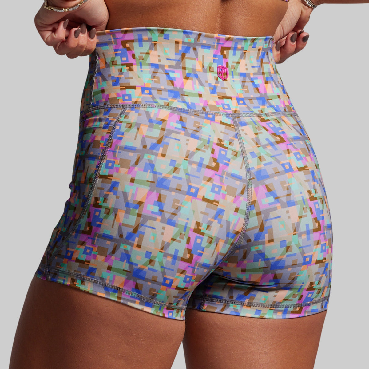Synergy Short w/ Pockets 2.0 (Kaleidoscope)