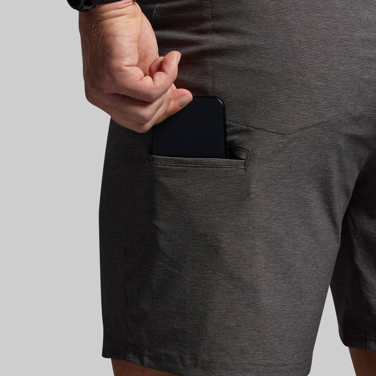 Traverse Short 7" (Gunmetal)